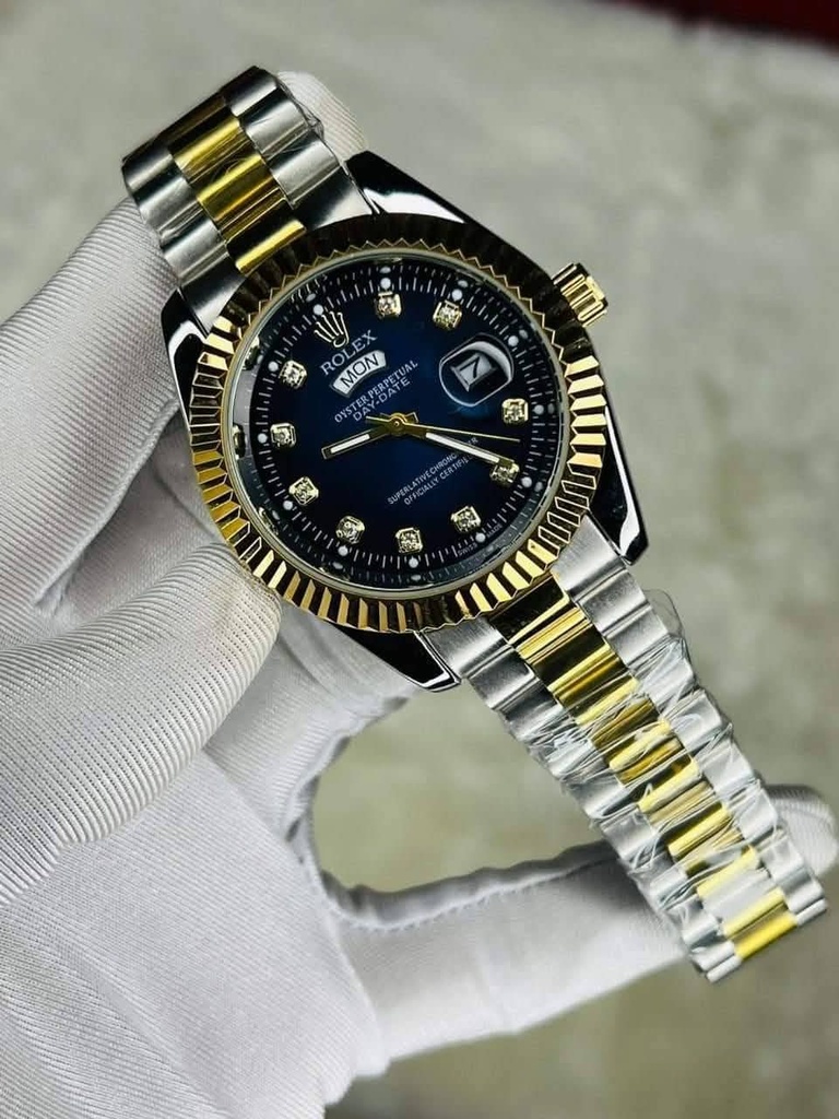 Gold Quartz Watch For Men